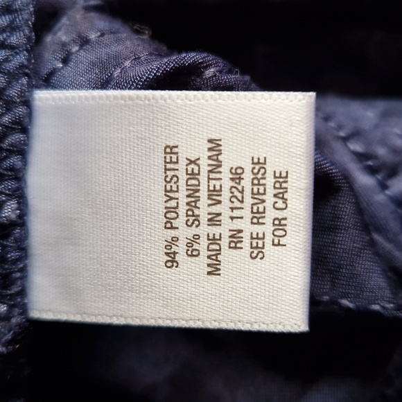 Stretchy tank top blouse - Picture 6 of 9